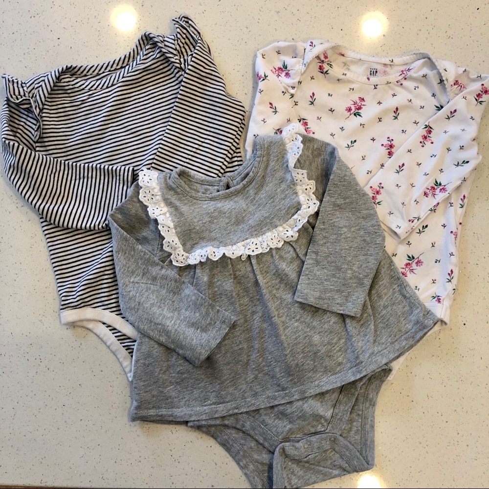 BabyGap bodysuits